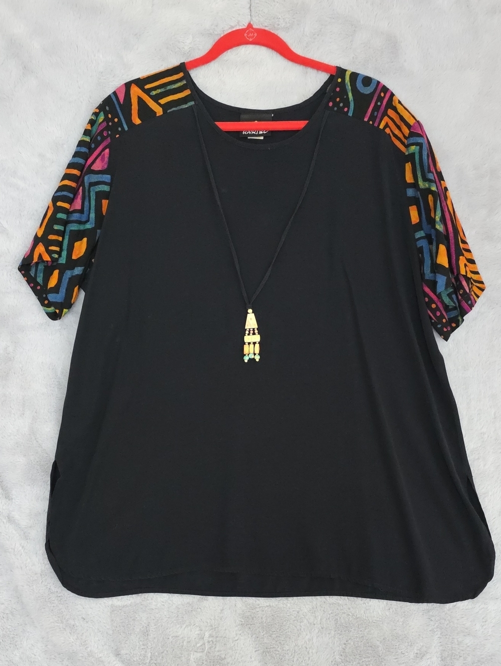 Karibo Black Geometric Print Short Sleeve Top with Necklace Accent